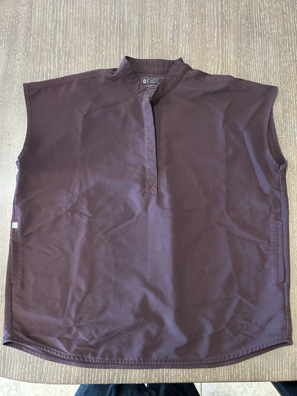 FIGS Women’s Brown Sleeveless Scrub Top